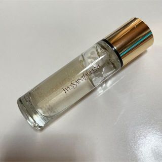 イヴサンローランボーテ(Yves Saint Laurent Beaute)のイヴ・サンローラン ラディアント タッチ ブラープライマー(化粧下地)