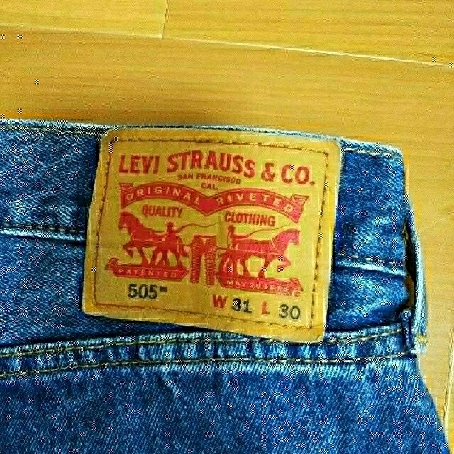 Levi's(リーバイス)のLevis -メンズ ジーンズ 505  W31XL30  綿100% メンズのパンツ(デニム/ジーンズ)の商品写真