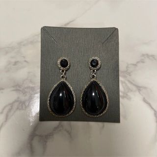 【FOREVER21】ドロップピアス☆ブラック×シルバー(ピアス)