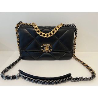 CHANEL 19シャネル フラップ ショルダーバッグ 黒 未使用品