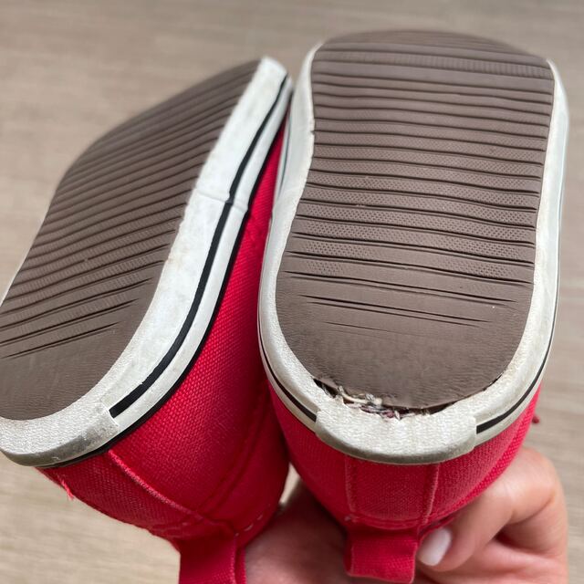 CONVERSE(コンバース)のコンバース ハイカット 13.5cm 赤 キッズ ベビー キッズ/ベビー/マタニティのベビー靴/シューズ(~14cm)(スニーカー)の商品写真
