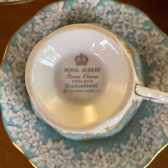 ROYAL ALBERT  Enchantment カップ＆ソーサー　6客セット