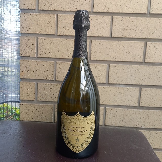 Dom Pérignon(ドンペリニヨン)の2010ドン・ペリニヨン 食品/飲料/酒の酒(シャンパン/スパークリングワイン)の商品写真