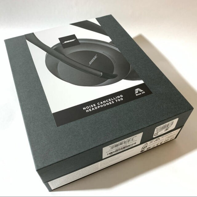 BOSE(ボーズ)のBOSE NOISE CANCELLING HEADPHONES 700 BK スマホ/家電/カメラのオーディオ機器(ヘッドフォン/イヤフォン)の商品写真