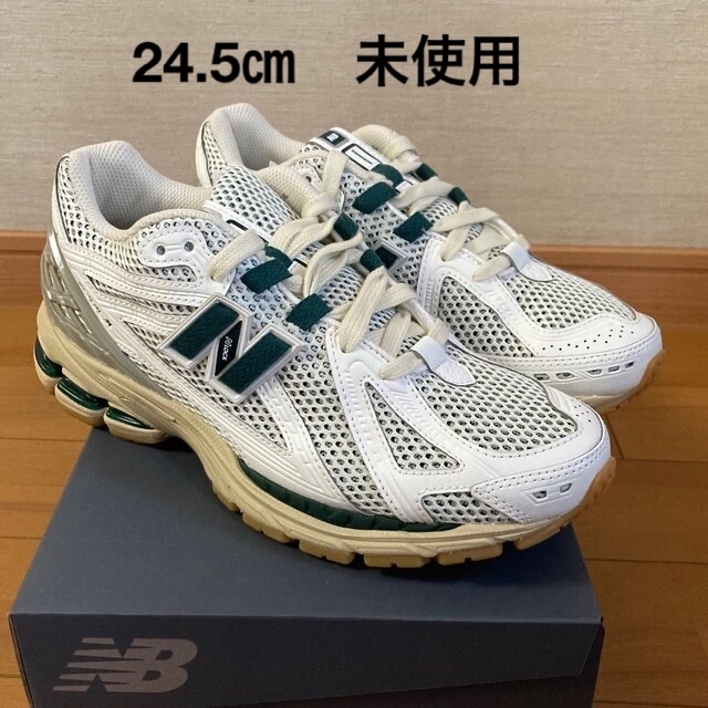 ★新品★new balance M1906R グリーン 人気　ニューバランス