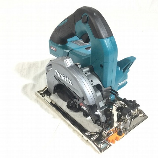 ☆美品 おまけの鮫肌チップソー替刃1枚付☆makita マキタ 40Vmax充電式マルノコ HS007GZ 本体 ケース付 木工用 切断機 電動工具 60326