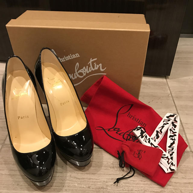 レディースクリスチャンルブタン BIANCA 140 PATENT CALF