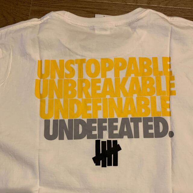 UNDEFEATED(アンディフィーテッド)の美品　undefeated Tシャツ メンズのトップス(Tシャツ/カットソー(半袖/袖なし))の商品写真