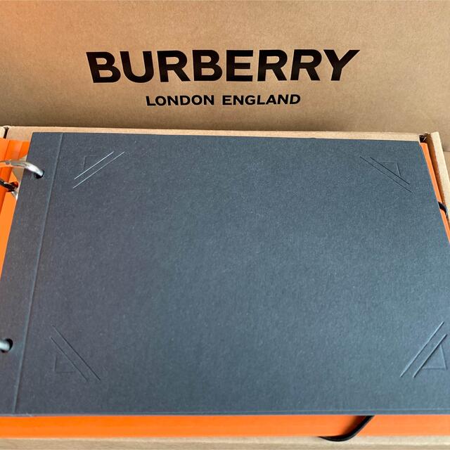 BURBERRY(バーバリー)の【バーバリー】フォトブック　メモ帳　 エンタメ/ホビーのコレクション(ノベルティグッズ)の商品写真