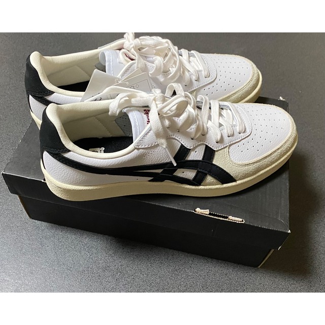 Onitsuka Tiger(オニツカタイガー)のアシックス　オニツカタイガー スニーカー Onitsuka Tiger  GSM メンズの靴/シューズ(スニーカー)の商品写真