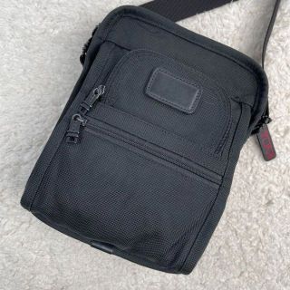 トゥミ(TUMI)の✨美品✨TUMI トゥミ　ショルダーバッグ　アルファ2 バリスティックナイロン(ショルダーバッグ)