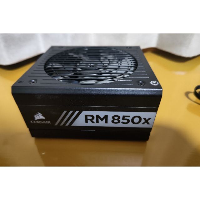 CORSAIR RM850x 1