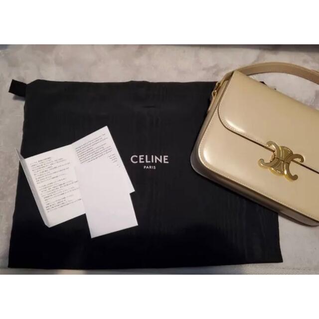 celine(セリーヌ)のCELINE ヌードカラー　バック レディースのバッグ(ショルダーバッグ)の商品写真