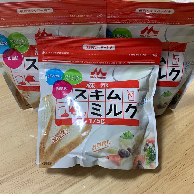 森永乳業(モリナガニュウギョウ)の森永　スキムミルク×3 食品/飲料/酒の加工食品(その他)の商品写真