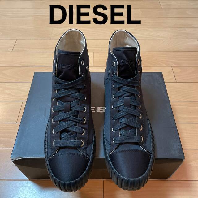 新品　DIESELディーゼル　ハイカットスニーカー　ブラック　レディース