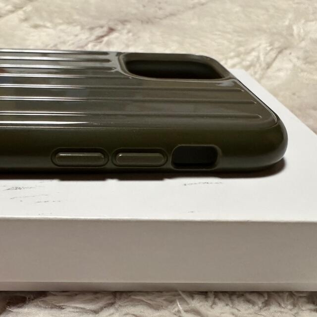 RIMOWA(リモワ)のrimowa リモワ　iPhone 11 pro ケース　アップル　携帯 スマホ/家電/カメラのスマホアクセサリー(iPhoneケース)の商品写真