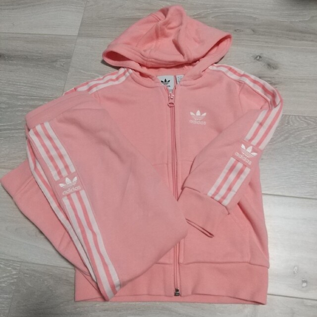 adidas(アディダス)のアディダス セットアップ  ジャージ   100 キッズ/ベビー/マタニティのキッズ服女の子用(90cm~)(その他)の商品写真