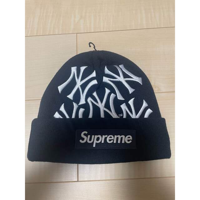 Supreme  Yankees New Era Box Logo Beanie