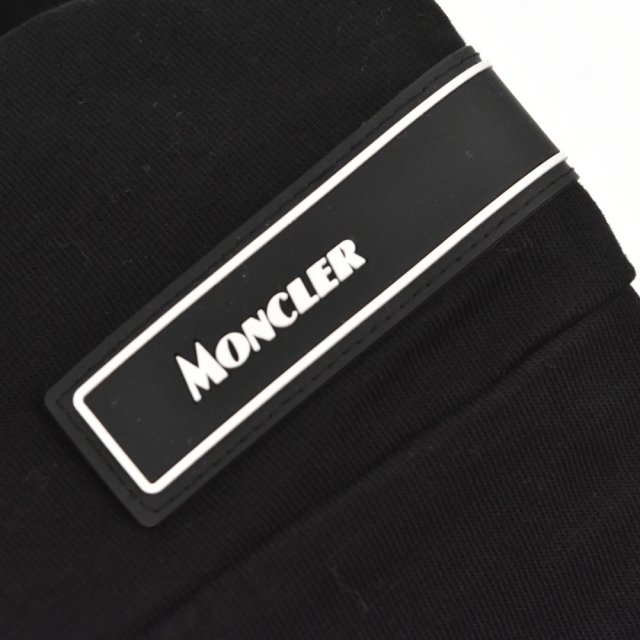 MONCLER モンクレール MAGLIA T-SHIRT マリア ブランドロゴデザインクルーネックコットンロングスリーブTシャツ 長袖カットソー ブラック F10918D70020