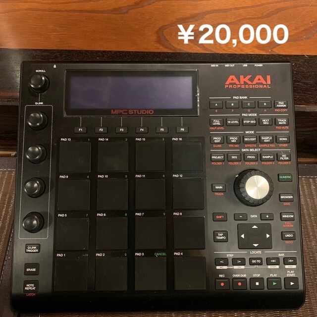 AKAI mpc studio black 楽器のDTM/DAW(その他)の商品写真