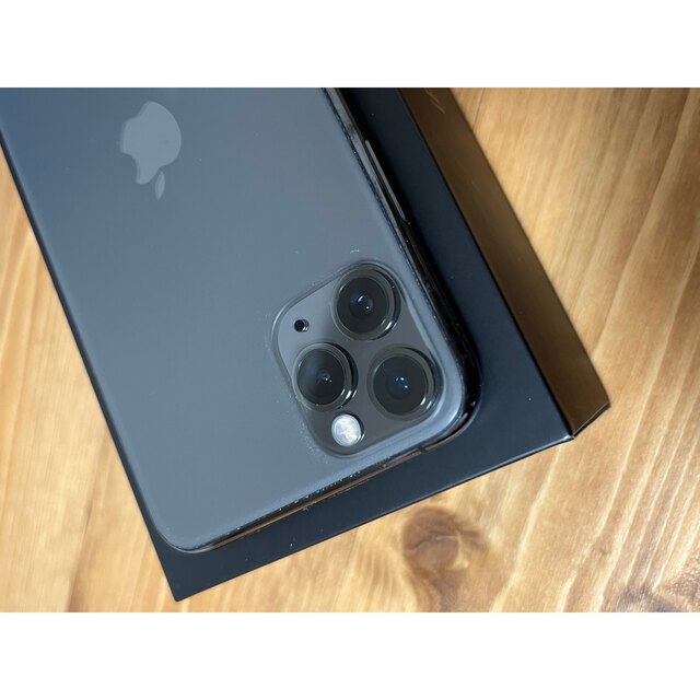 iPhone(アイフォーン)のiPhone11promax 256GB スマホ/家電/カメラのスマートフォン/携帯電話(スマートフォン本体)の商品写真