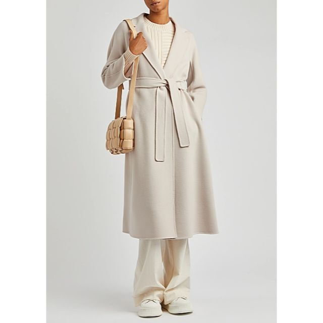 Max Mara(マックスマーラ)の週末SALE中 S MAX MARA  マックスマーラ コート ESTURIA  レディースのジャケット/アウター(ロングコート)の商品写真