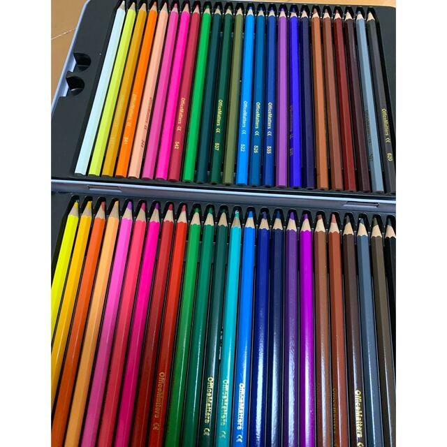 色鉛筆48色 エンタメ/ホビーのアート用品(色鉛筆)の商品写真
