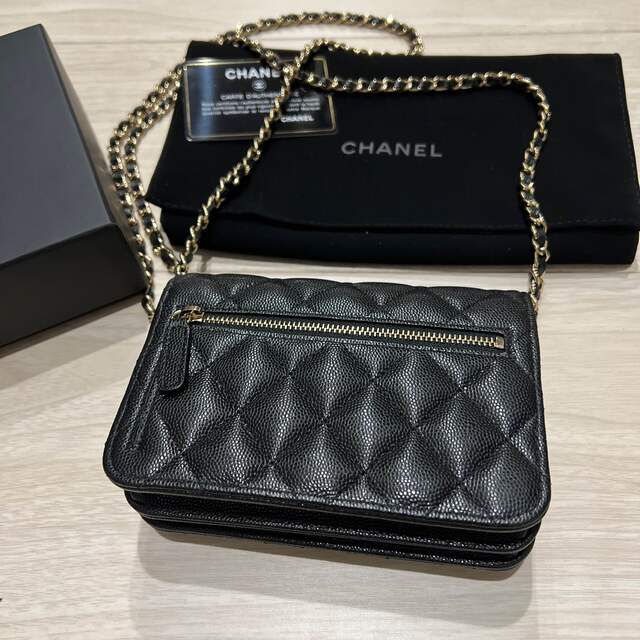 土日限定割引 CHANEL 2022年購入フォンショルダー  チェーンウォレット