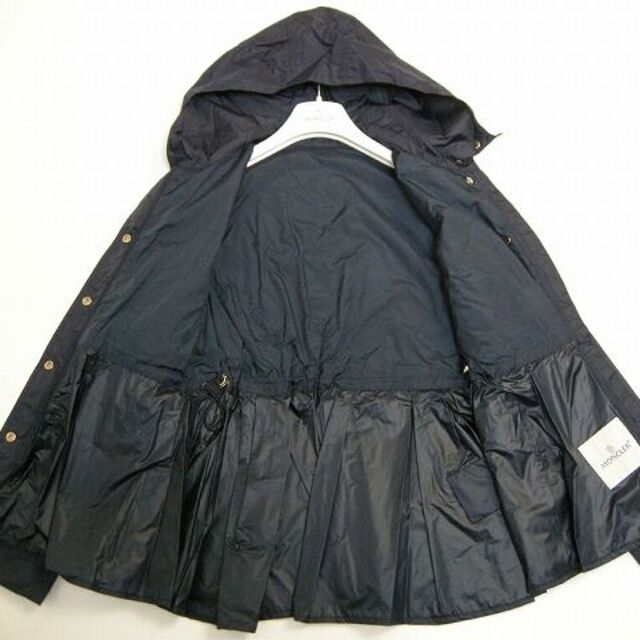 MONCLER(モンクレール)のキッズ12A(大人女性00)新品モンクレールPHILANTHAナイロンジャケット キッズ/ベビー/マタニティのキッズ服女の子用(90cm~)(ジャケット/上着)の商品写真