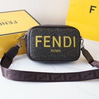 フェンディ ショルダーバッグ(メンズ)の通販 100点以上 | FENDIの