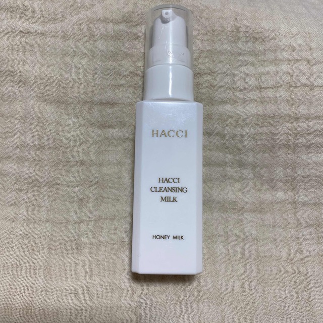 HACCI(ハッチ)のhacci クレンジングミルク　メイク落とし コスメ/美容のスキンケア/基礎化粧品(クレンジング/メイク落とし)の商品写真