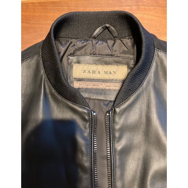 ZARA(ザラ)の　ZARAブルゾン　新品未使用品 Ｌサイズ メンズのジャケット/アウター(ブルゾン)の商品写真