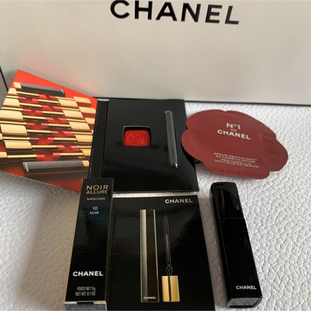 CHANEL(シャネル)の【CHANEL】口紅　マスカラ　美容液 コスメ/美容のキット/セット(サンプル/トライアルキット)の商品写真