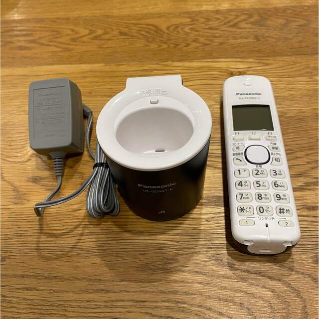 Panasonic(パナソニック)のコードレス電話機　Panasonic VE-GDS01DL スマホ/家電/カメラのスマートフォン/携帯電話(その他)の商品写真