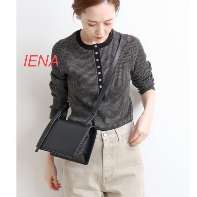 IENA(イエナ)のIENA イエナ　3×3 リブヘンリーネックプルオーバー　ニット　ベージュ　茶 レディースのトップス(ニット/セーター)の商品写真