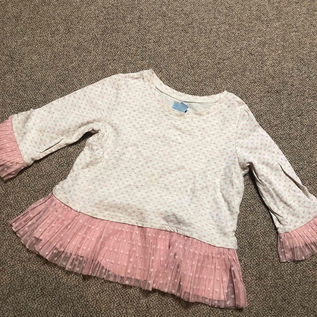 babyGAP(ベビーギャップ)のBaby Gap 110 7部丈 キッズ/ベビー/マタニティのキッズ服男の子用(90cm~)(Tシャツ/カットソー)の商品写真