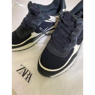 ザラ(ZARA)のZARA  スニーカー　新品 37  コントラストスニーカー(スニーカー)