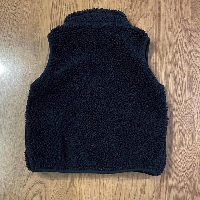 GYMPHLEX(ジムフレックス)のジムフレックス　キッズS　ボアベスト キッズ/ベビー/マタニティのキッズ服女の子用(90cm~)(ジャケット/上着)の商品写真