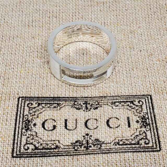 Gucci(グッチ)の【 廃盤 中古品】グッチ 指輪 ブランデッドレギュラー Gリング メンズのアクセサリー(リング(指輪))の商品写真