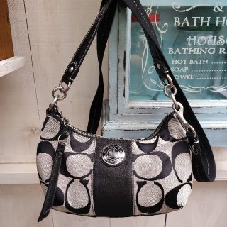 コーチ(COACH)のSold Out【COAH】コーチ　シグネチャー　ショルダーバッグ　ブラック⑧(ショルダーバッグ)