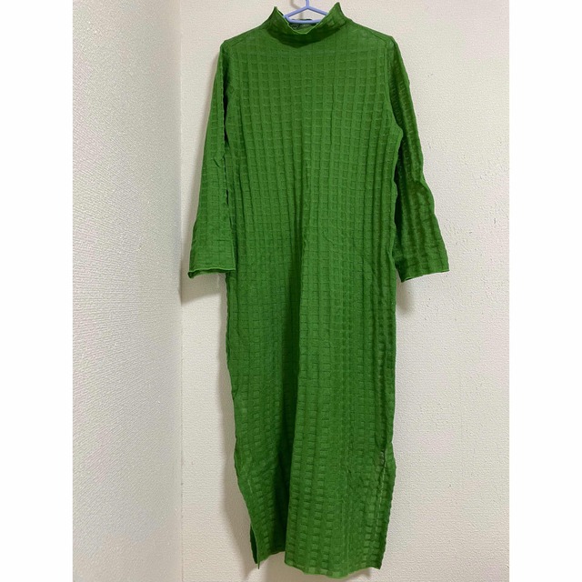 Ameri VINTAGE(アメリヴィンテージ)のameri PLAID SHEER TURTLE KNIT DRESS レディースのワンピース(ロングワンピース/マキシワンピース)の商品写真