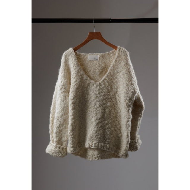 t.japan  v neck hand knit  明日までの限定価格