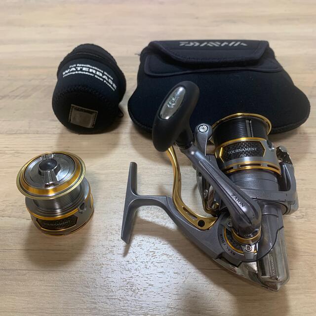 DAIWA - ダイワ リール12トーナメントISO 2500HLBD スプール付き DAIWA