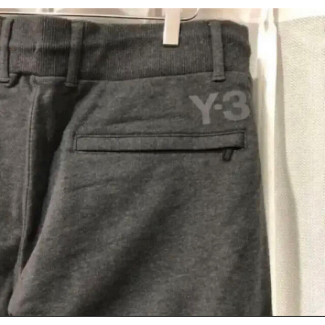 Y-3(ワイスリー)のセール 新品未使用タグ付き　Y-3 ワイスリー　ジョガーパンツ  メンズ メンズのパンツ(その他)の商品写真