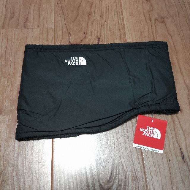 THE NORTH FACE(ザノースフェイス)の【新品】THE NORTH FACE リバーシブル ネックウォーマー 黒 メンズのファッション小物(ネックウォーマー)の商品写真