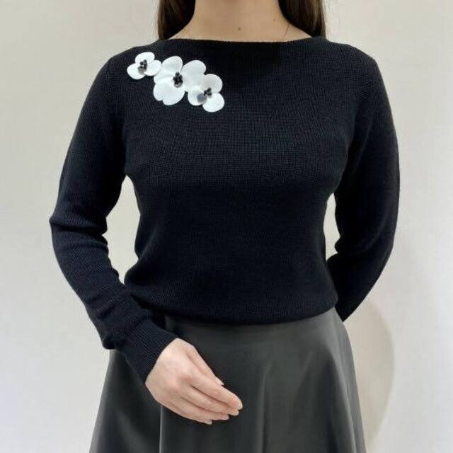 新品☆Aveniretoile☆アベニールエトワール☆フラワーモチーフニット
