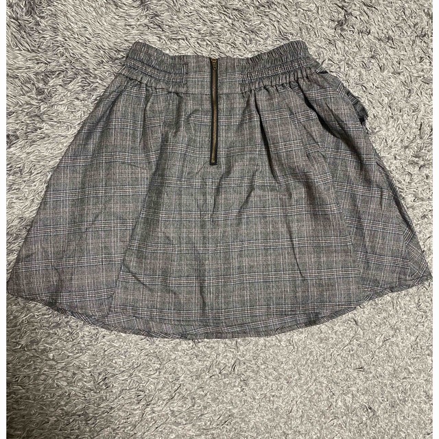 マジェスティックレゴン　スカート　グレー　チェック レディースのスカート(ひざ丈スカート)の商品写真