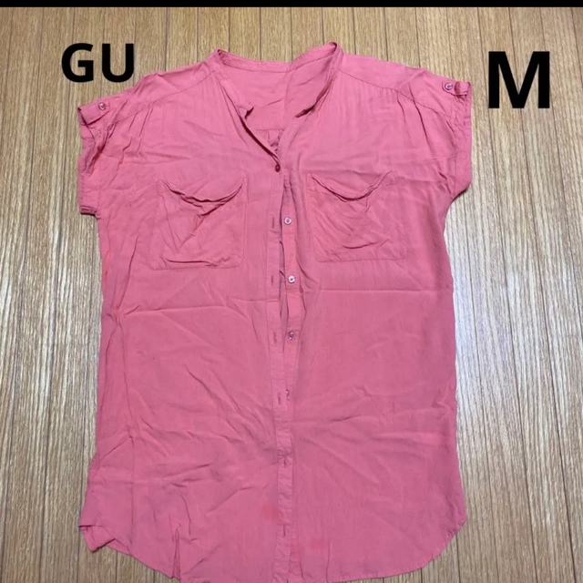 GU(ジーユー)のGU トップス  M レディースのトップス(カットソー(半袖/袖なし))の商品写真