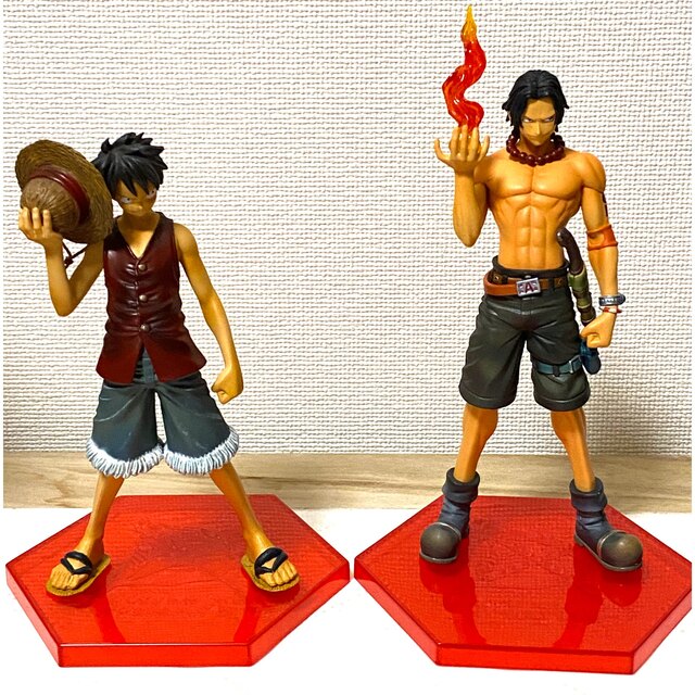 BANPRESTO   ONE PIECE プライズ フィギュア ルフィ・エース Dの称号