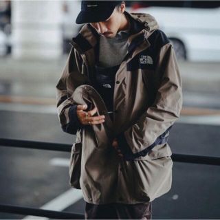 ノースフェイス(THE NORTH FACE) ロゴ ナイロンジャケット(メンズ